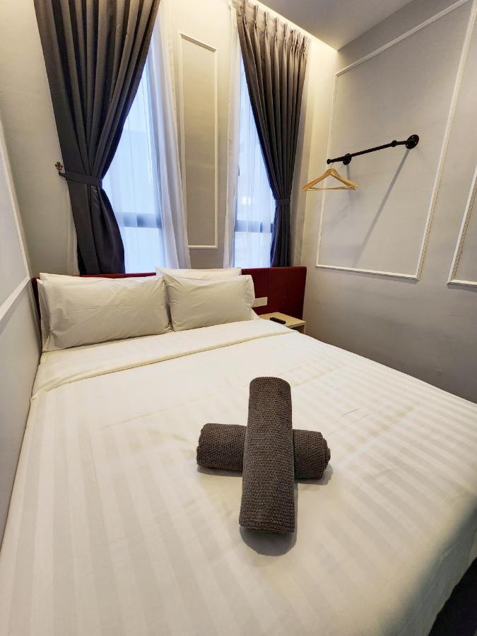 Mac Hotel By Sky Hive George Town Exterior photo