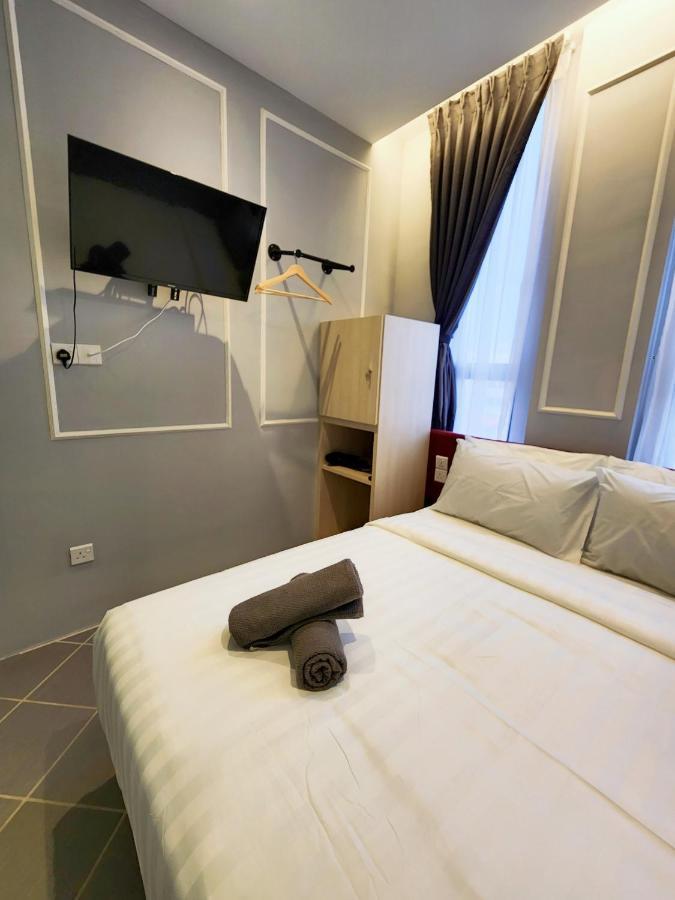 Mac Hotel By Sky Hive George Town Exterior photo