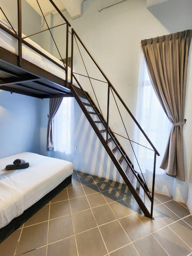 Mac Hotel By Sky Hive George Town Exterior photo