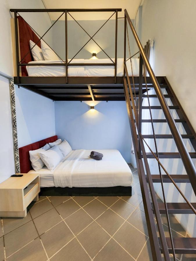 Mac Hotel By Sky Hive George Town Exterior photo